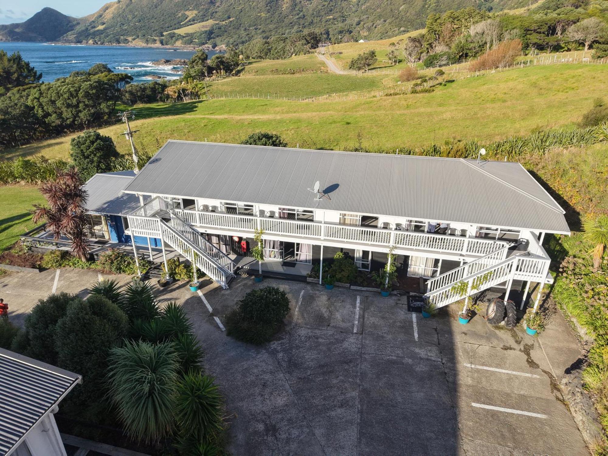 Lottin Point Motel Cape Runaway Exterior foto